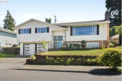 10818 SE Clay St, Portland, OR 97216 - Photo 3