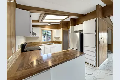 15609 Highway 101, Brookings, OR 97415 - Photo 9