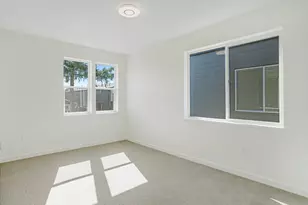 6841 N Montana Ave, Portland, OR 97217 - Photo 11