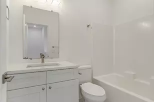 6841 N Montana Ave, Portland, OR 97217 - Photo 9