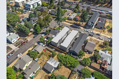 6841 N Montana Ave, Portland, OR 97217 - Photo 23