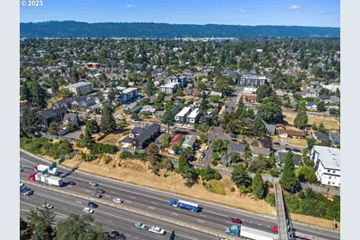 6841 N Montana Ave, Portland, OR 97217 - Photo 25
