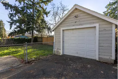7912 SE Harold St, Portland, OR 97206 - Photo 29