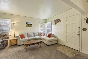 1701 Ash St, Forest Grove, OR 97116 - Photo 3