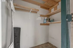 20910 Fawn Ct, West Linn, OR 97068 - Photo 29
