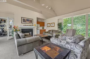 20910 Fawn Ct, West Linn, OR 97068 - Photo 43