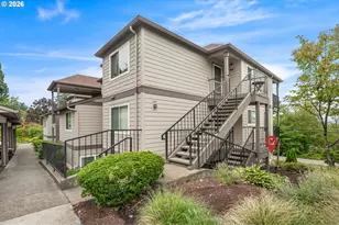 20910 Fawn Ct, West Linn, OR 97068 - Photo 1