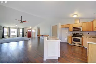 700 NW 24th St, Battle Ground, WA 98604 - Photo 9