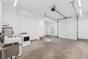 9234 N Central St, Portland, OR 97203 - Photo 29