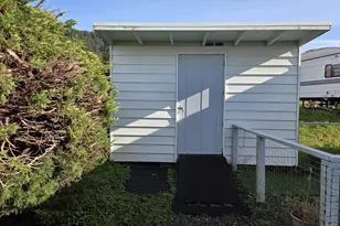 97972 Hallway Rd, Brookings, OR 97415 - Photo 7