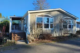 2804 SE Courtney Ave, Milwaukie, OR 97222 - Photo 1