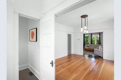 3144 NE Everett St, Portland, OR 97232 - Photo 11