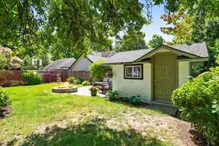 3144 NE Everett St, Portland, OR 97232 - Photo 37
