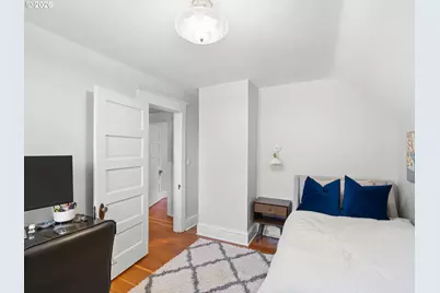 3144 NE Everett St, Portland, OR 97232 - Photo 23