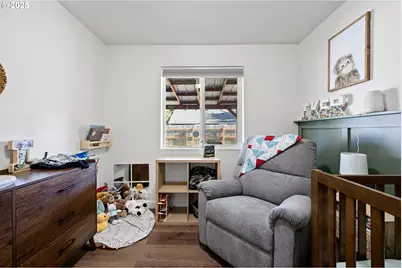 692 N 1st St, Creswell, OR 97426 - Photo 27