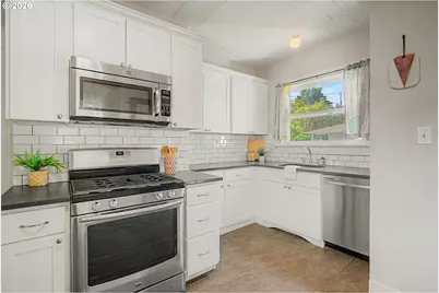5 NE 71st Ave, Portland, OR 97213 - Photo 13