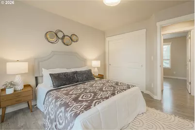 3705 SE 107th Ave, Portland, OR 97266 - Photo 17