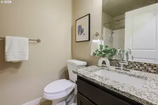 3705 SE 107th Ave, Portland, OR 97266 - Photo 25