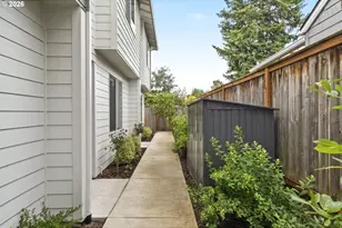 6272 NE 6th Ave, Portland, OR 97211 - Photo 3