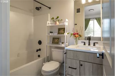 6272 NE 6th Ave, Portland, OR 97211 - Photo 27