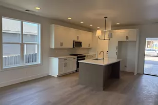 16169 Barlow Trl Ln, Oregon City, OR 97045 - Photo 5