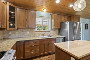 1155 12th Ct SE, Bandon, OR 97411 - Photo 11