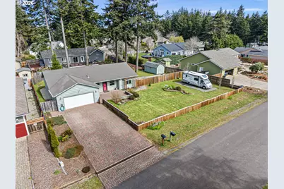 1155 12th Ct SE, Bandon, OR 97411 - Photo 41