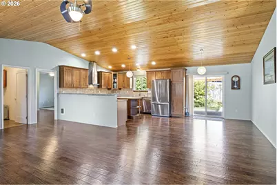 1155 12th Ct SE, Bandon, OR 97411 - Photo 7