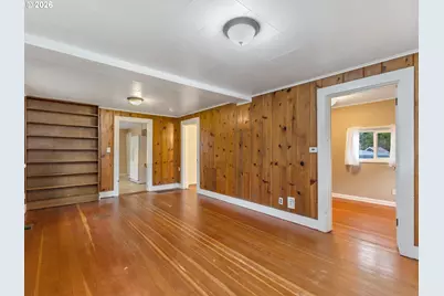 809 Glasgow Ave, Astoria, OR 97103 - Photo 5