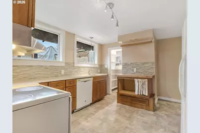 809 Glasgow Ave, Astoria, OR 97103 - Photo 19