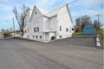 402 E Main St, Weston, OR 97886 - Photo 5