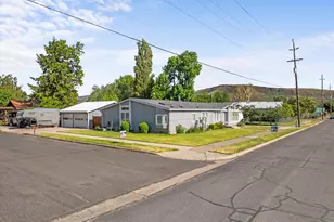 2248 Oak St, Baker City, OR 97814 - Photo 47