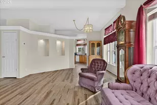 2248 Oak St, Baker City, OR 97814 - Photo 9