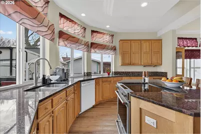 2248 Oak St, Baker City, OR 97814 - Photo 5