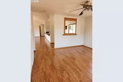 8152 SW Paious Dr, Culver, OR 97734 - Photo 9