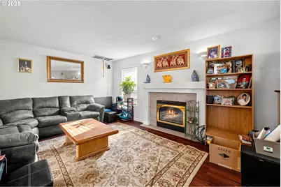 4235 SE Anderegg Loop, Portland, OR 97236 - Photo 15