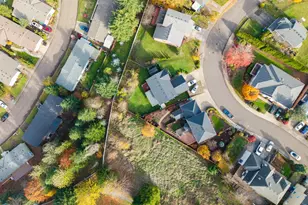 4235 SE Anderegg Loop, Portland, OR 97236 - Photo 35