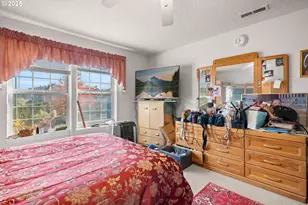 4235 SE Anderegg Loop, Portland, OR 97236 - Photo 23