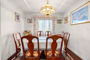 4235 SE Anderegg Loop, Portland, OR 97236 - Photo 9