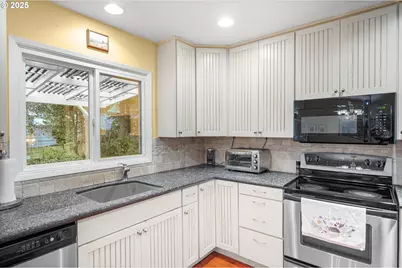 13465 NW Marshall St, Portland, OR 97229 - Photo 7