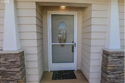 136 Jacob Hale Way, Roseburg, OR 97471 - Photo 9