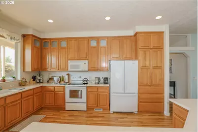 136 Jacob Hale Way, Roseburg, OR 97471 - Photo 23