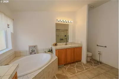 136 Jacob Hale Way, Roseburg, OR 97471 - Photo 43