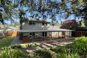 3851 Edgewood Dr, North Bend, OR 97459 - Photo 17