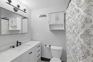 701 SE Juniper Ave, Dallas, OR 97338 - Photo 25