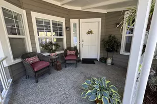 2013 Royal Saint George Dr, Florence, OR 97439 - Photo 3