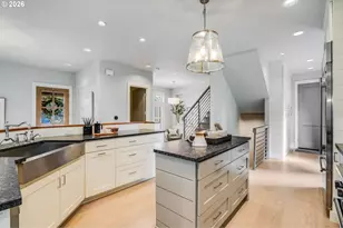210 Northshore Rd, Lake Oswego, OR 97034 - Photo 11
