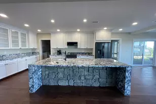 360 2nd St, Bandon, OR 97411 - Photo 25