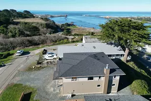 360 2nd St, Bandon, OR 97411 - Photo 5