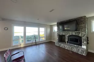 360 2nd St, Bandon, OR 97411 - Photo 13
